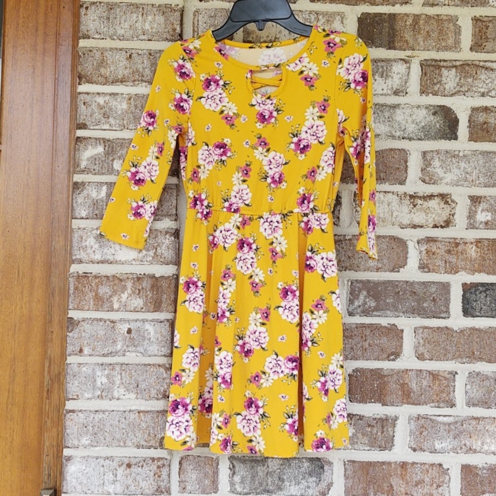 Girls dress size 8-10